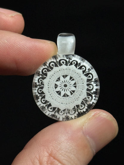 Sakiyo Takeuchi - Pendant - “Lace”