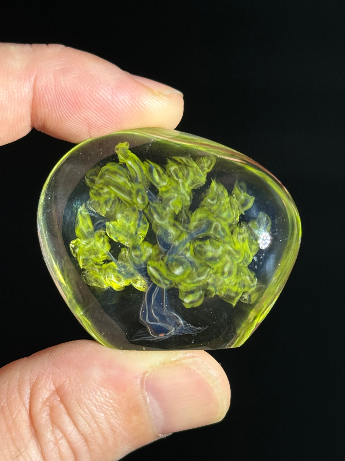 Tree paperweight by Woodlander Glass