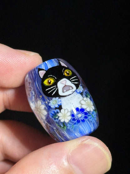 Cat bead by Akiko Furuki
