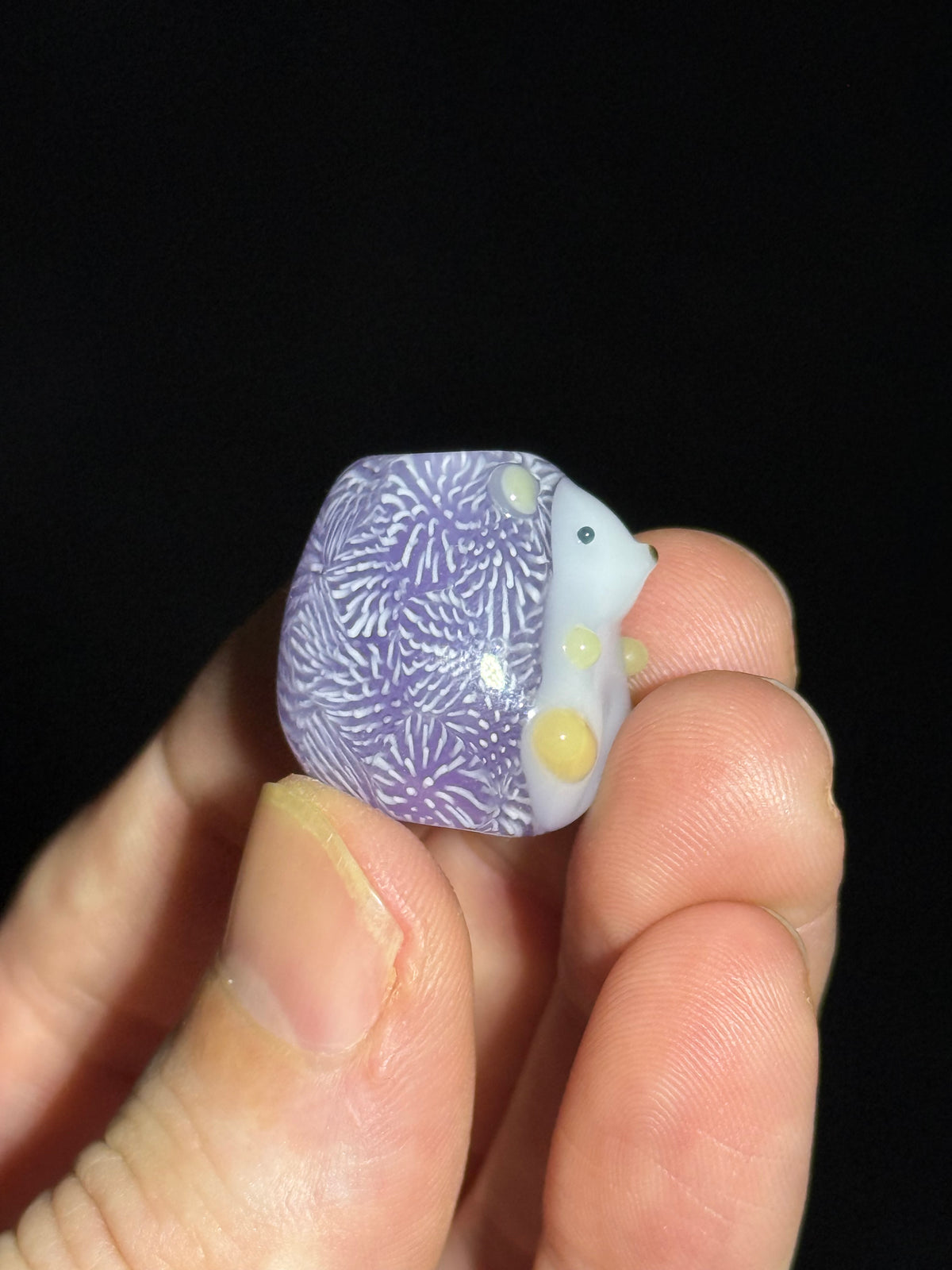 Hedgehog bead by Chieko Taniguchi