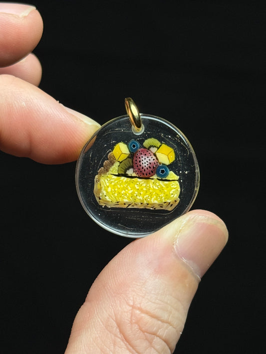 Sakiyo Takeuchi - Pendant - “Fruit Tart”