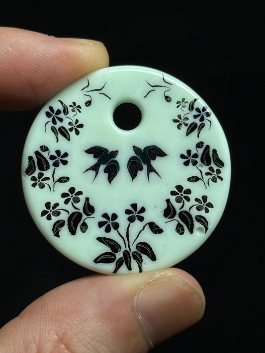 Sakiyo Takeuchi - Pendant - “Swallow and Viola”