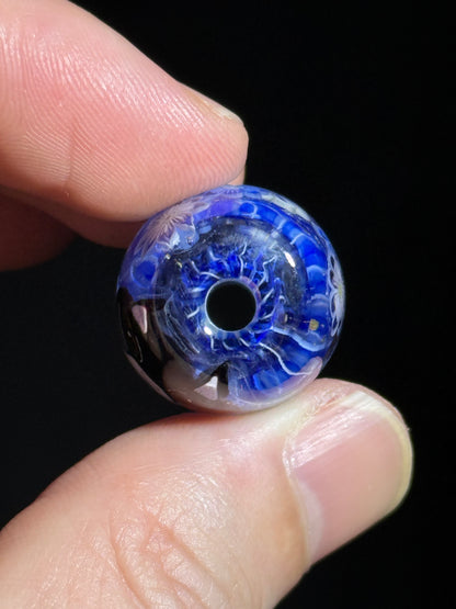 Cat bead by Akiko Furuki