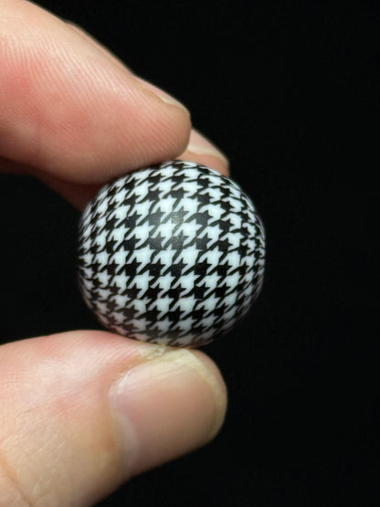 Daisuke Takeuchi - Tonbodama - “Houndstooth”