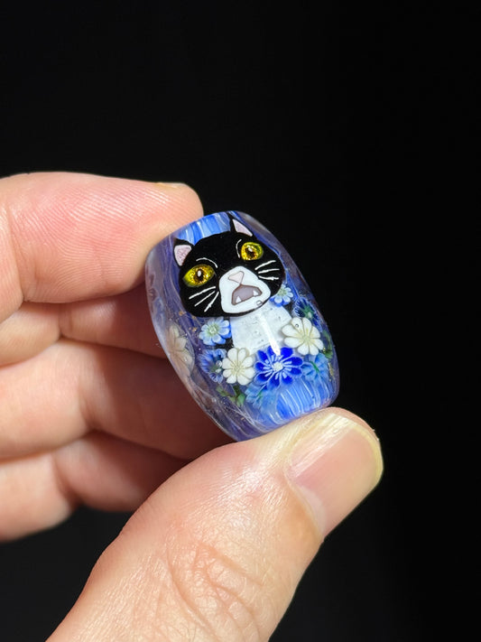 Cat bead by Akiko Furuki