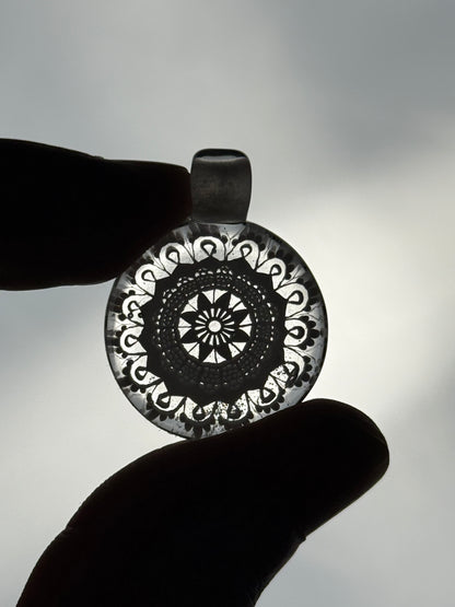 Sakiyo Takeuchi - Pendant - “Lace”