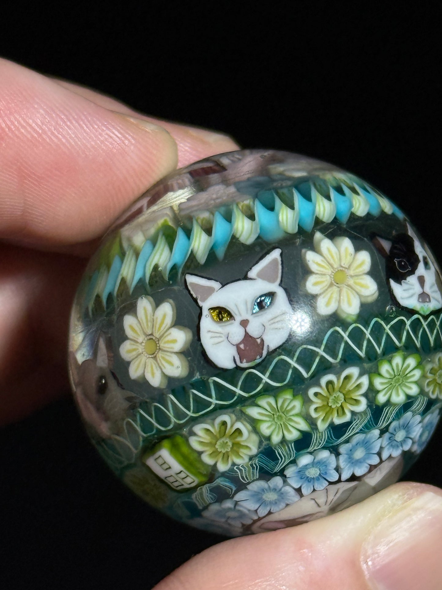 8 Cat Marble by Akiko Furuki