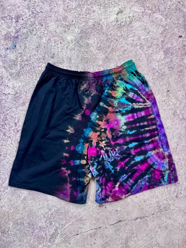 Medium Shirt/Shorts set by DyesbyRoobs - Image 4